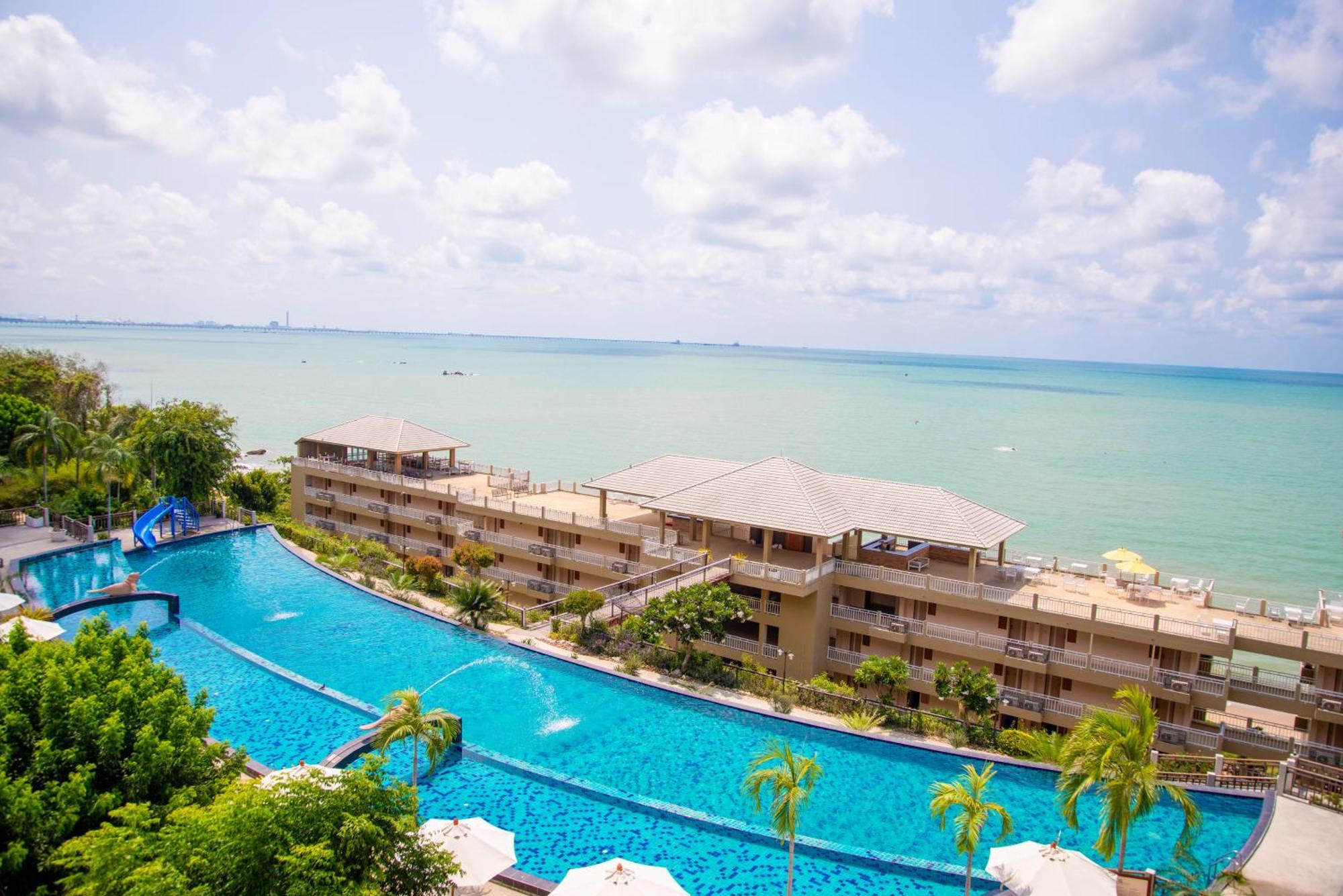 Royal Phala Cliff Beach Resort Ban Chang  Exteriér fotografie