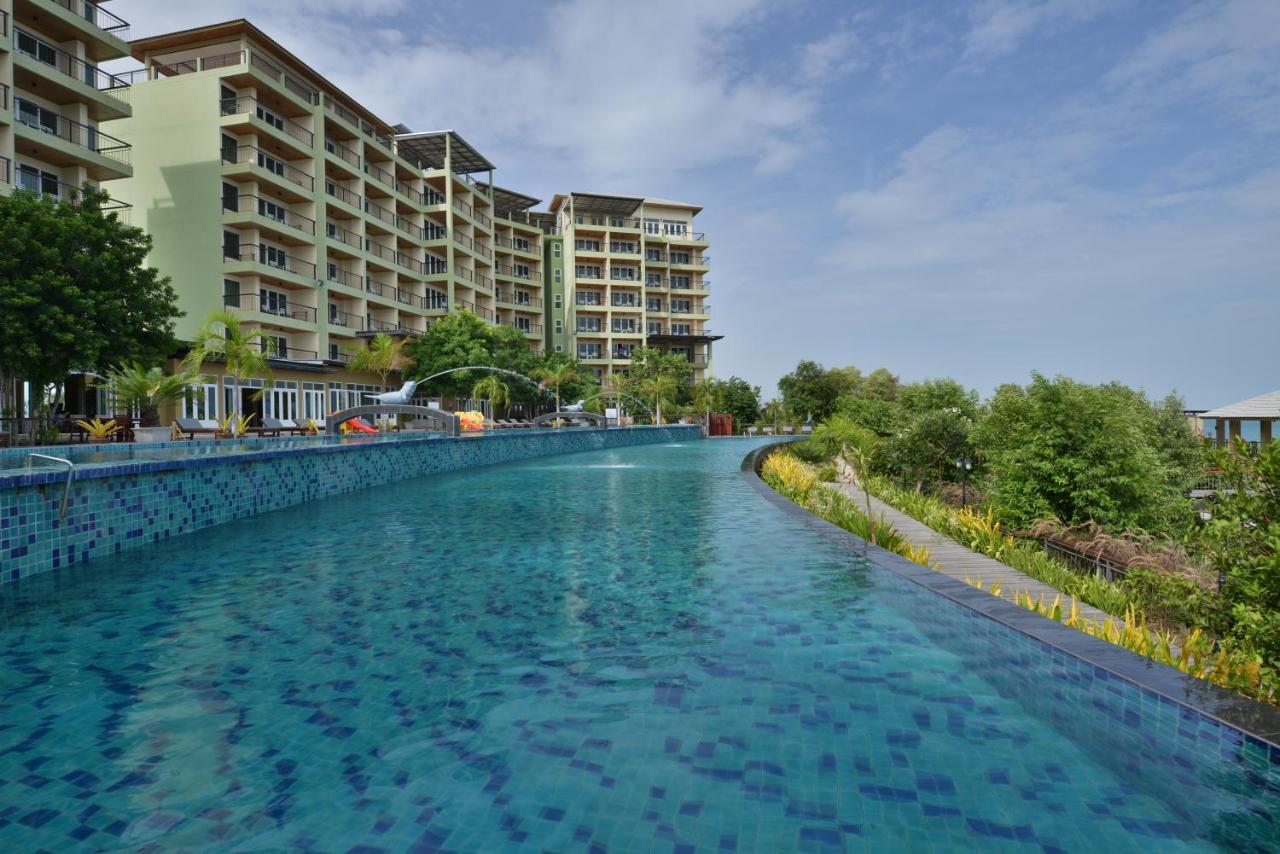 Royal Phala Cliff Beach Resort Ban Chang  Exteriér fotografie